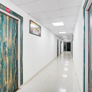 Hotel O Advent Hotel